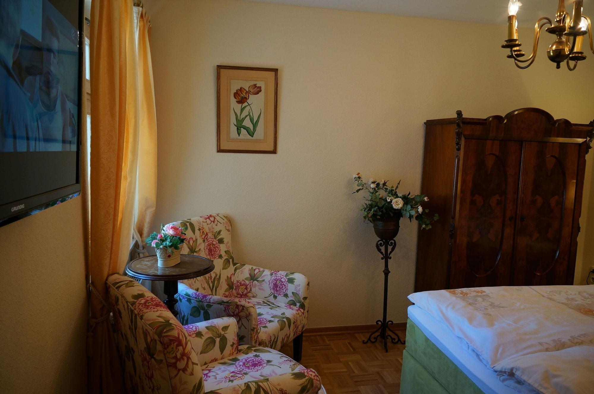 Hotel Villa Herzog Дрезден Екстериор снимка