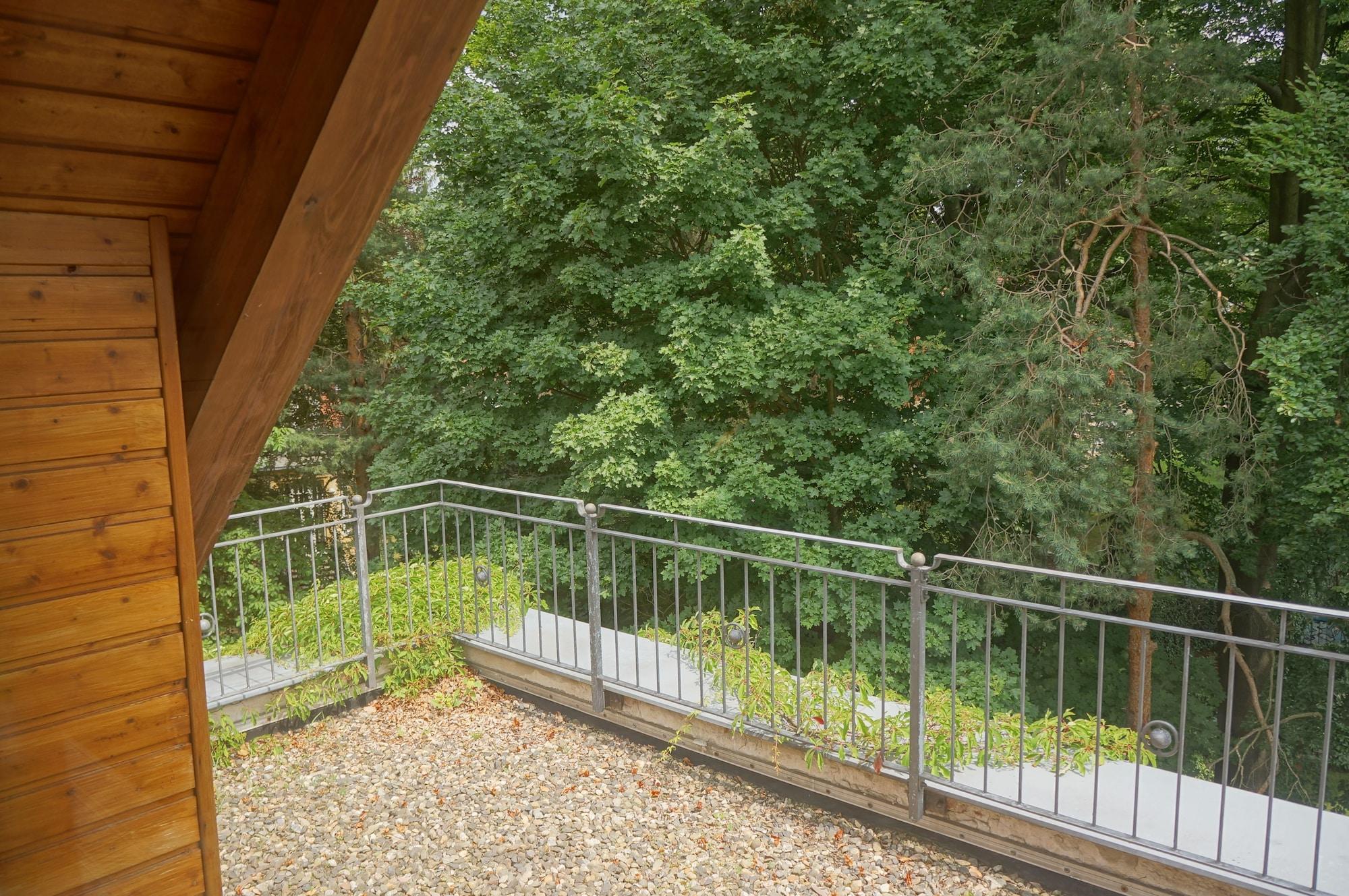 Hotel Villa Herzog Дрезден Екстериор снимка