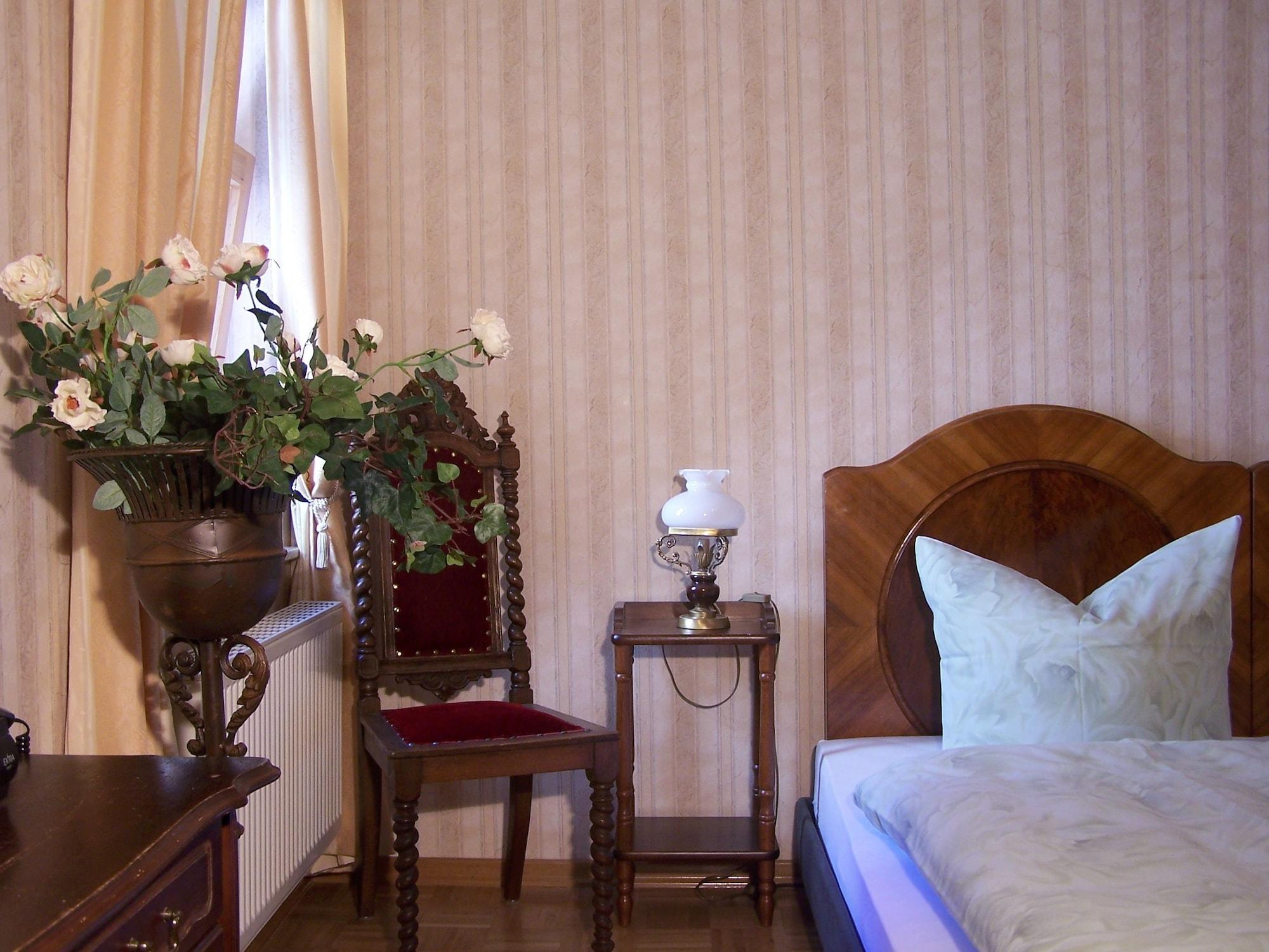 Hotel Villa Herzog Дрезден Екстериор снимка