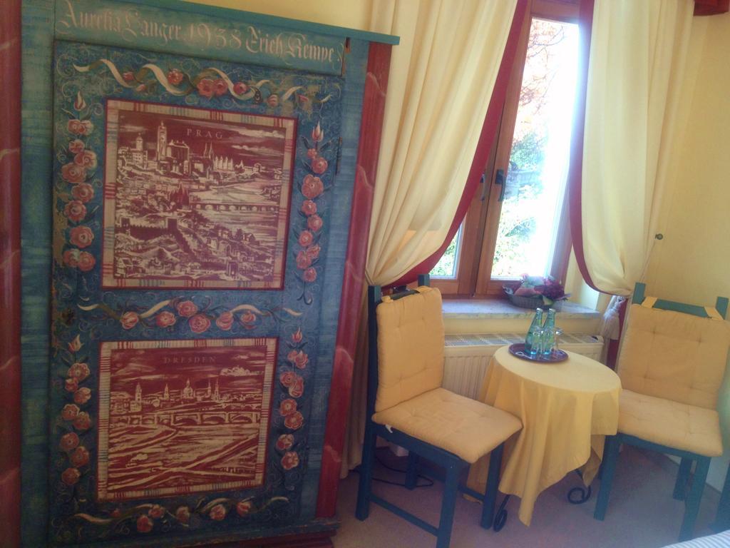 Hotel Villa Herzog Дрезден Екстериор снимка