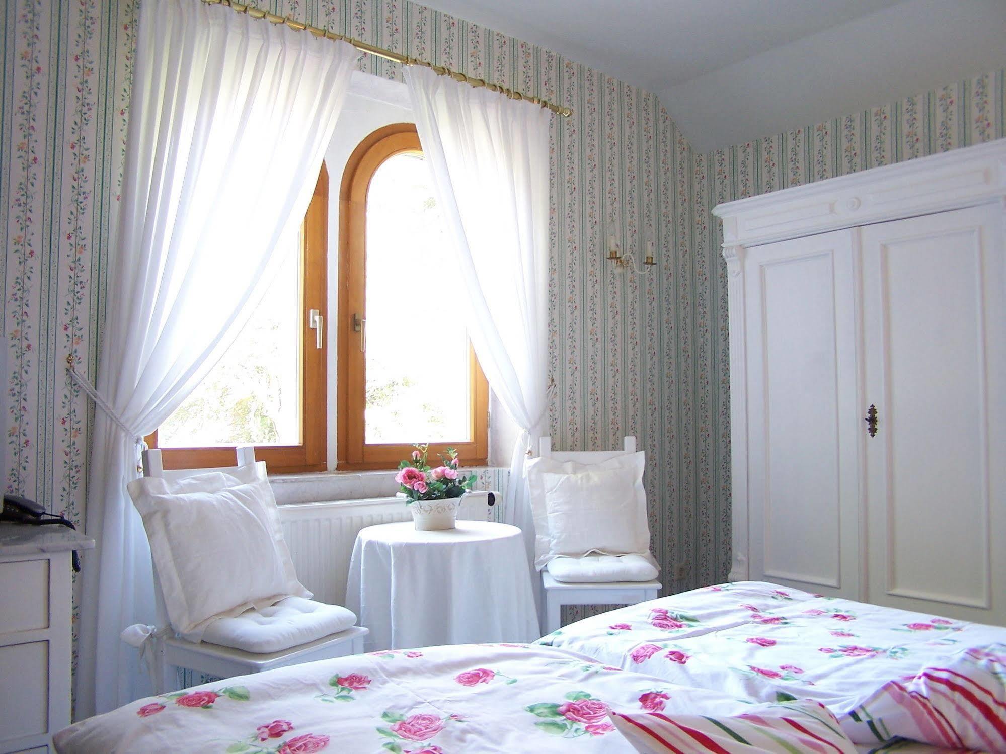 Hotel Villa Herzog Дрезден Екстериор снимка